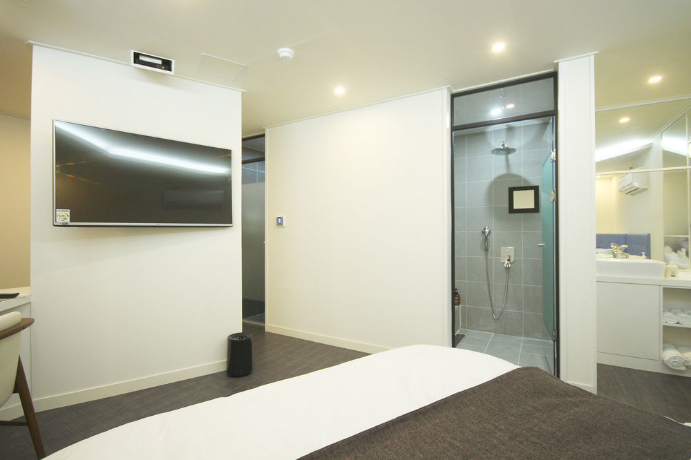 Haru Hotel Gimhae Exterior photo