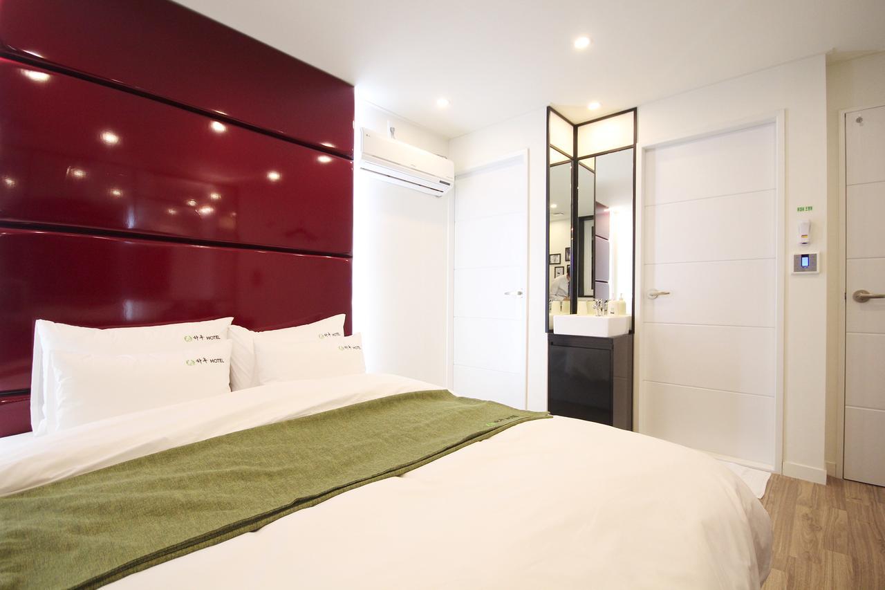 Haru Hotel Gimhae Exterior photo