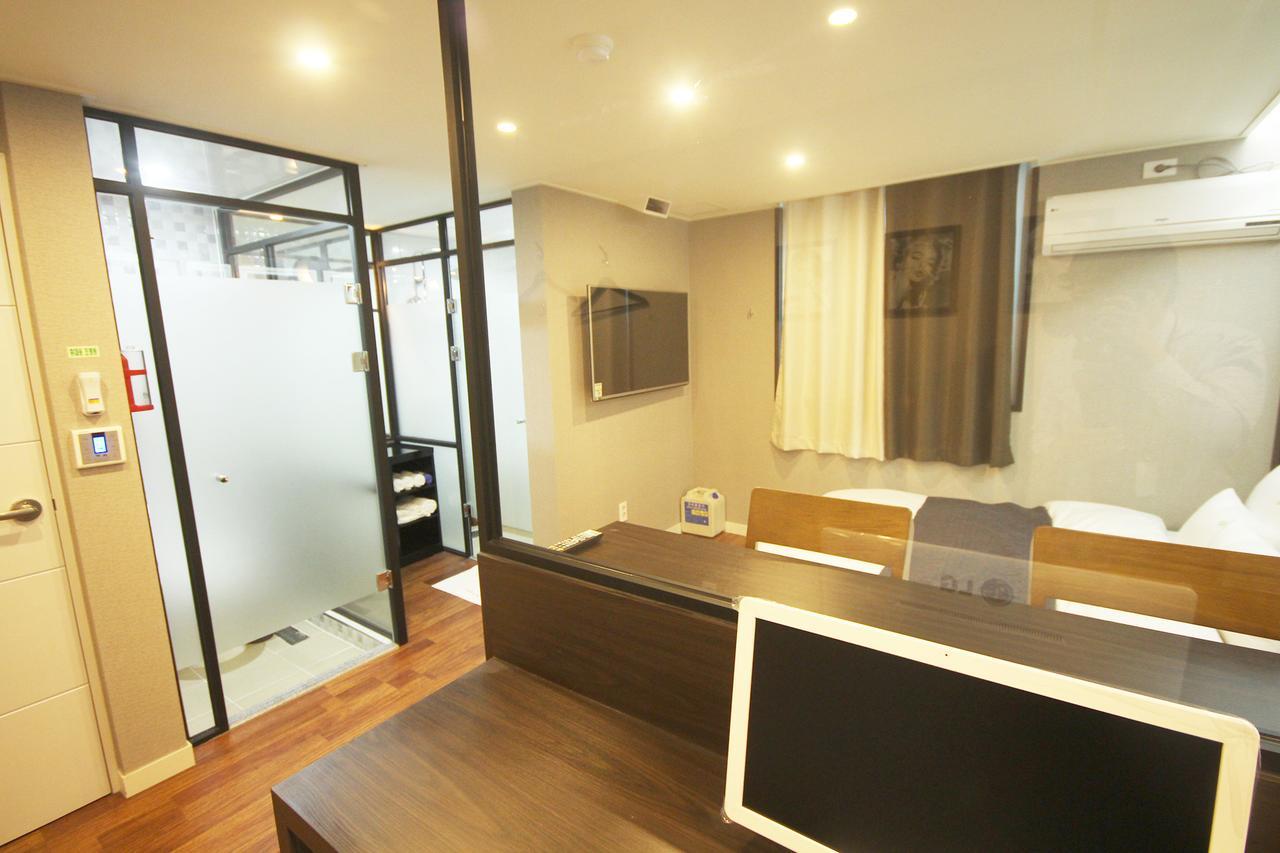 Haru Hotel Gimhae Exterior photo