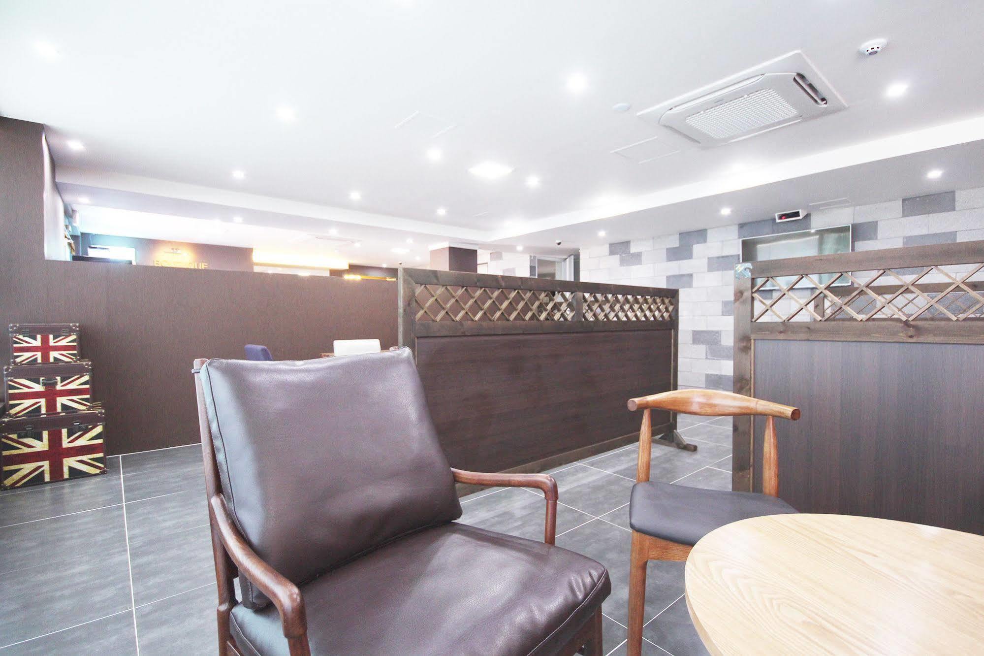 Haru Hotel Gimhae Exterior photo