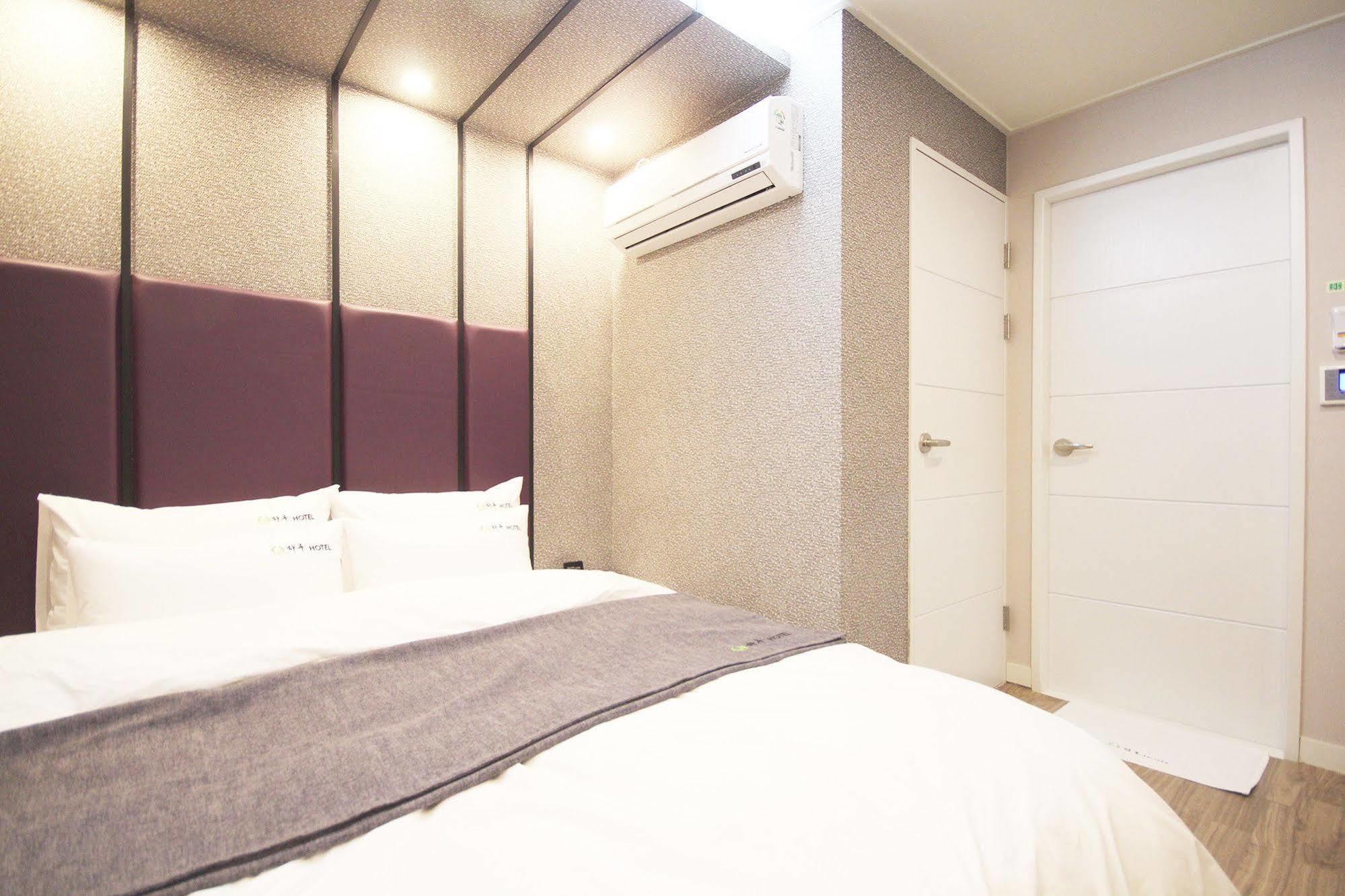 Haru Hotel Gimhae Exterior photo