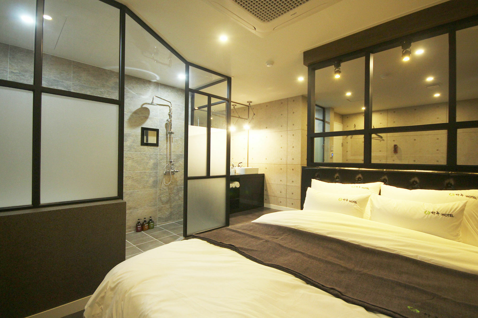 Haru Hotel Gimhae Exterior photo