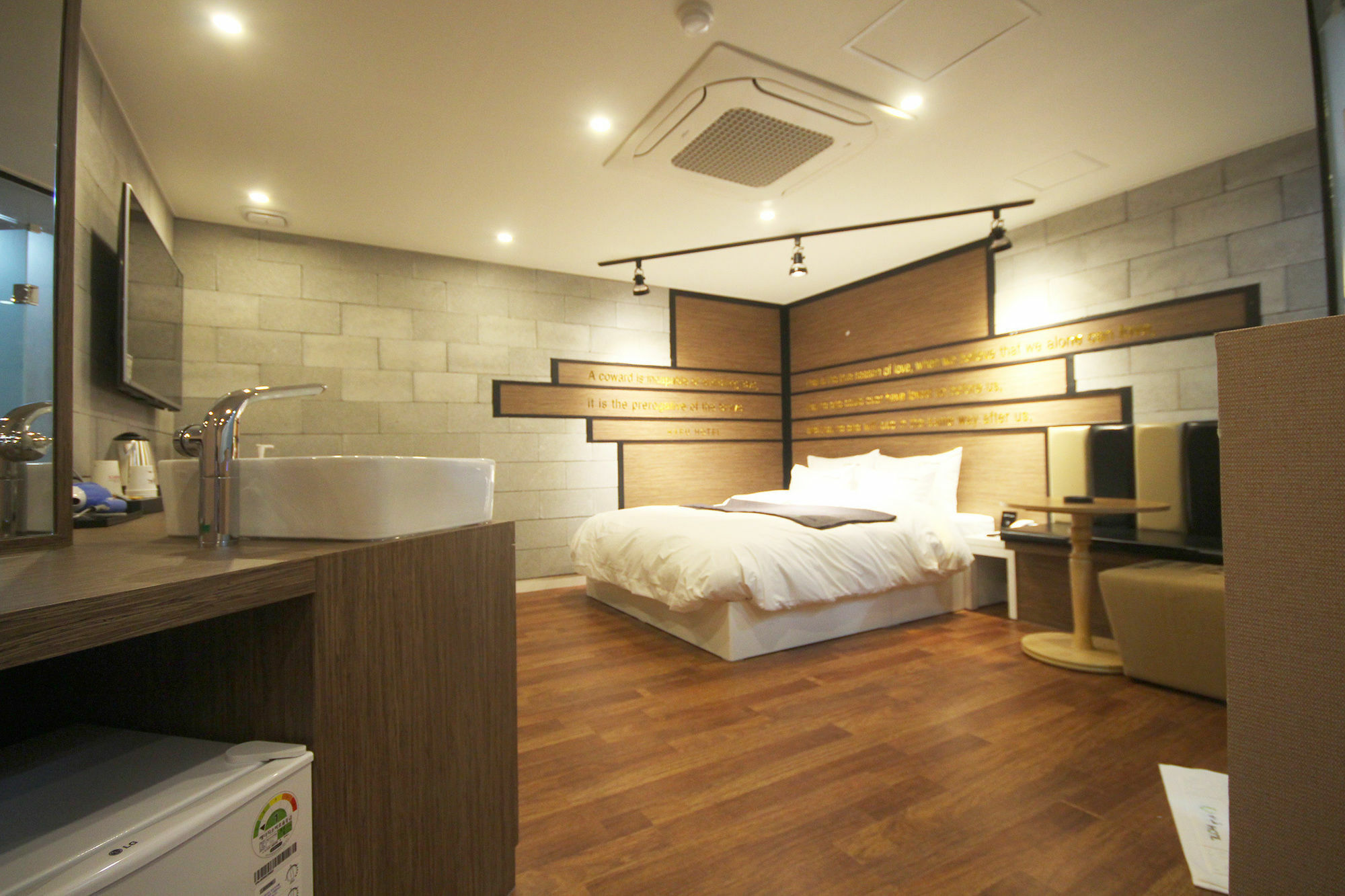 Haru Hotel Gimhae Exterior photo